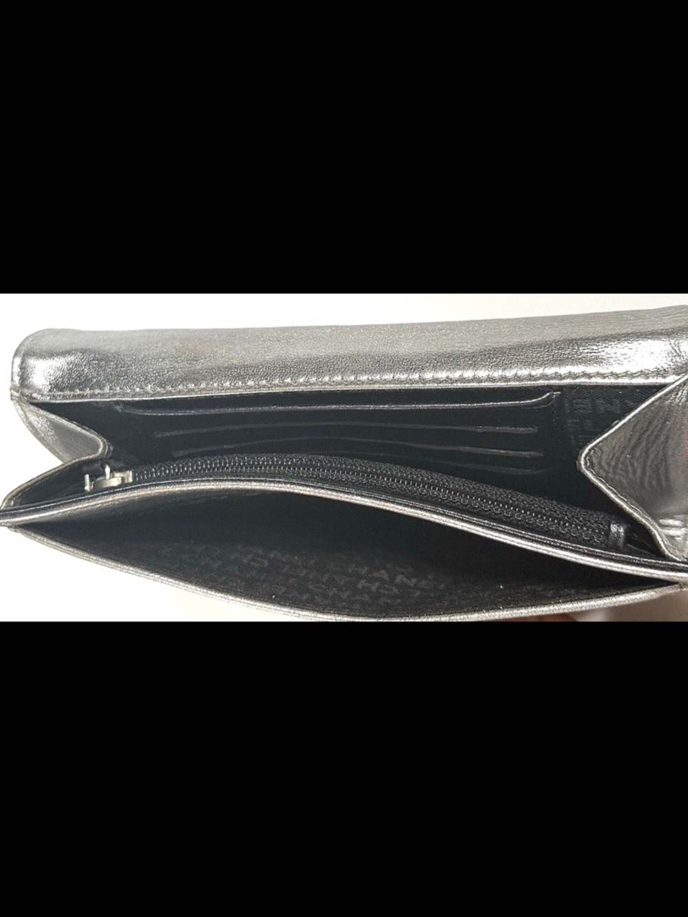 CHANEL - Metallic Quilted CC Logo Wallet Icon Series Leather RARE!! - Picture 4 of 10